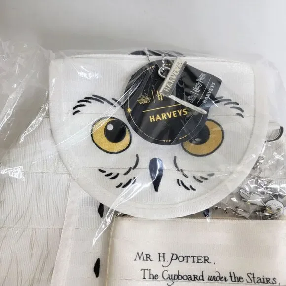 Harveys Harry Potter Medium Berkeley Backpack / Hedwig Limited Edition - IN HAND - Picture 2 of 11